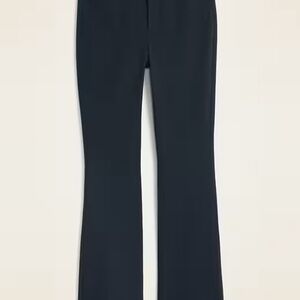 NWOT Women's Navy Pixie Pants
